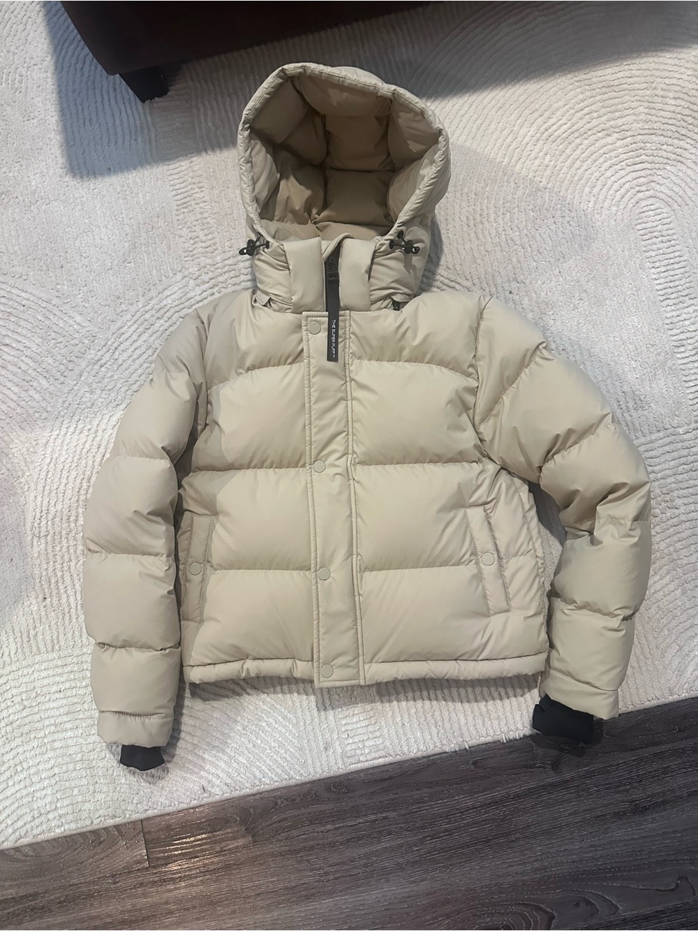 TNA Aritzia Super Puff Shorty CliMatte Jacket